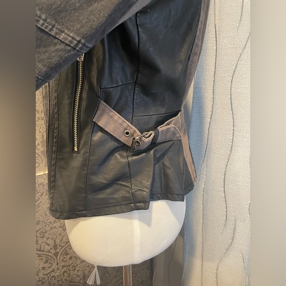 GRACIA Motto Jacket - Picture 6 of 10